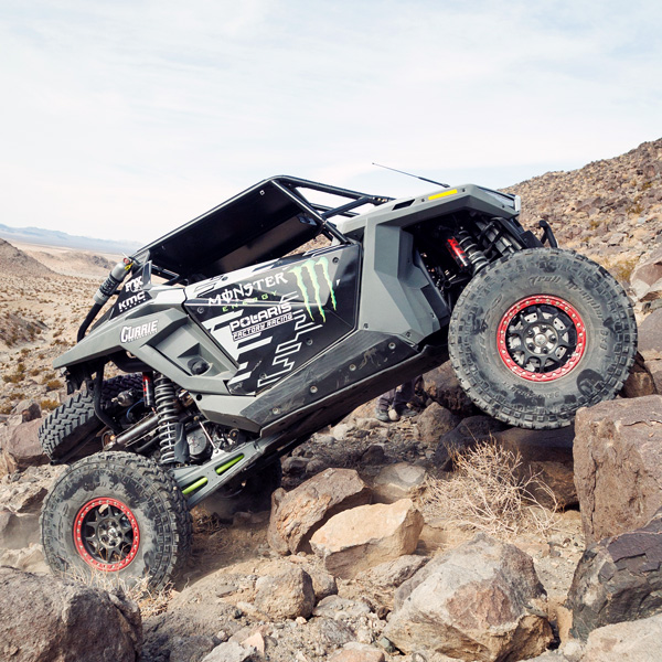 كاسي في العمل