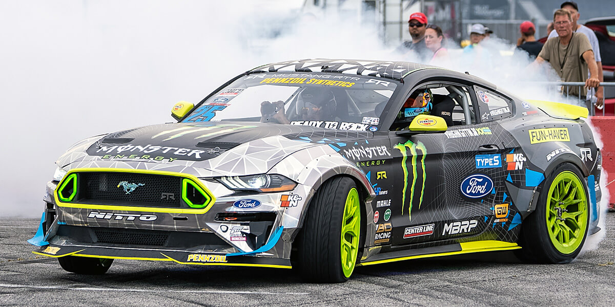 فون في العمل